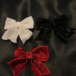 🌟Pick Any 2/$13 Sale NWOT Hair bows
